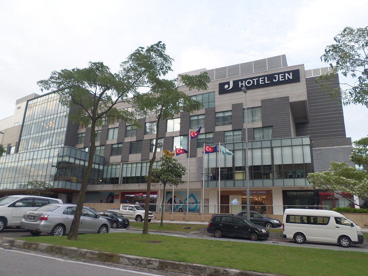 Puteri Harbour hotel exterior and roadside pickup area for Iskandar Puteri hotel and residence transfers